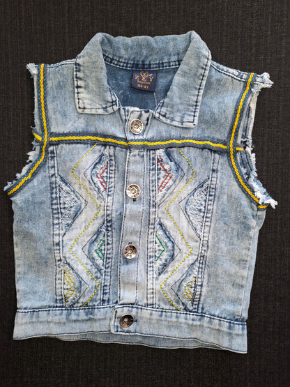 Veste en jeans taille 4ans 104cm zey