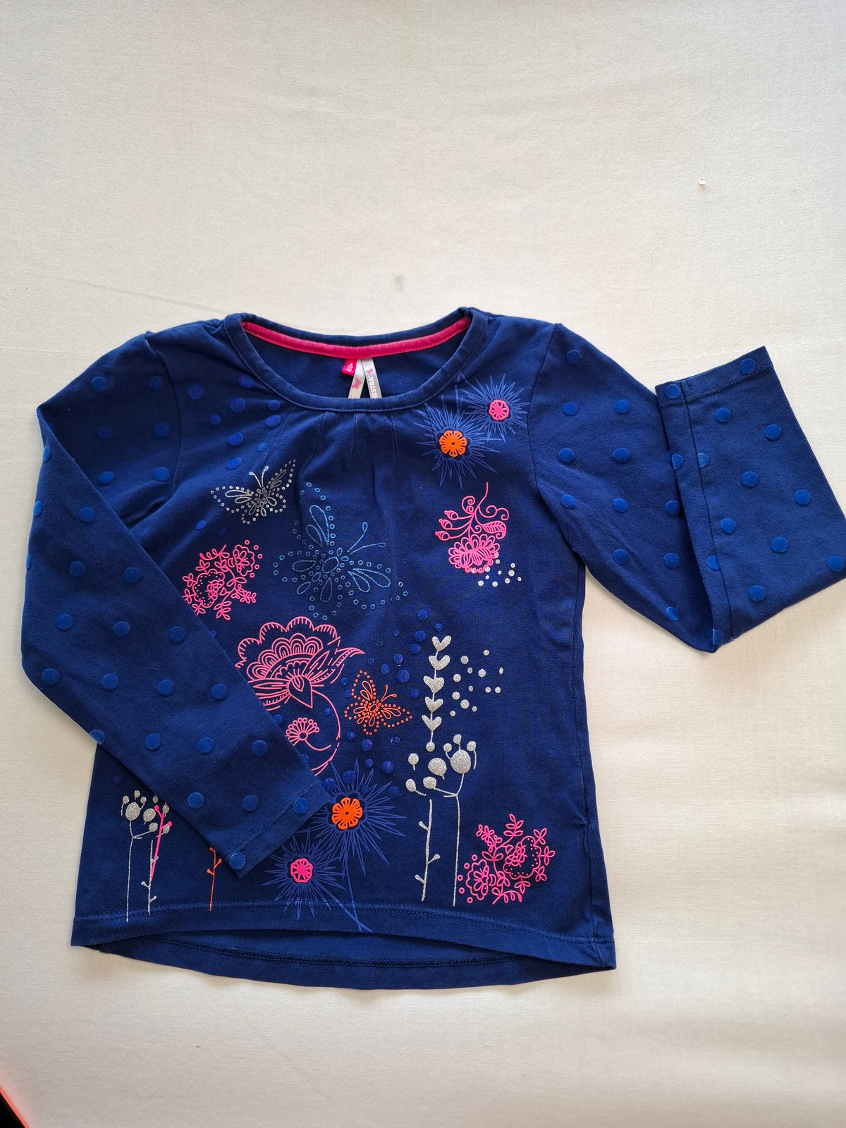 Tee-shirt taille 5ans 110cm Orchestra