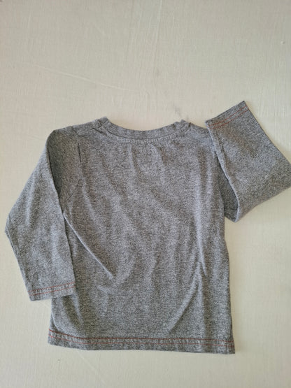 Tee-shirt fin taille 12-18 mois primark