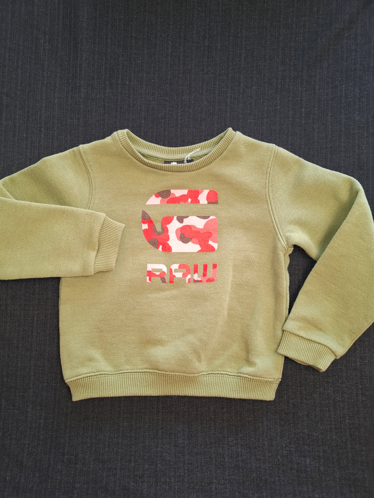 Sweat taille 4ans 104cm  raw