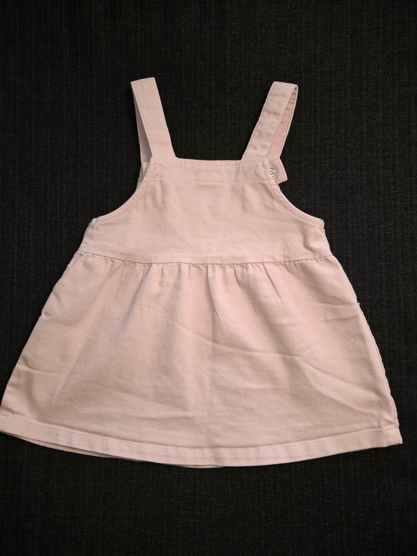 Robe salopette taille 9mois